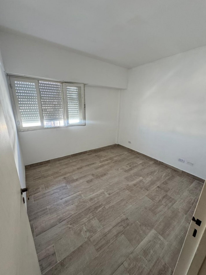3 AMBIENTES LUMINOSOS CON BALCON ZONA ABASTO