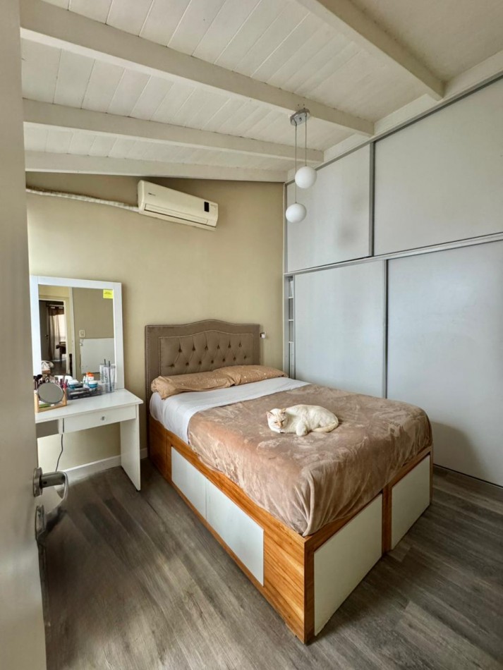 HERMOSA CASA RECICLADA A NUEVA TERRENO PROPIO