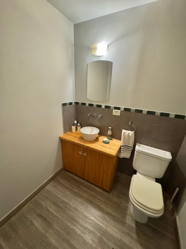 HERMOSA CASA RECICLADA A NUEVA TERRENO PROPIO