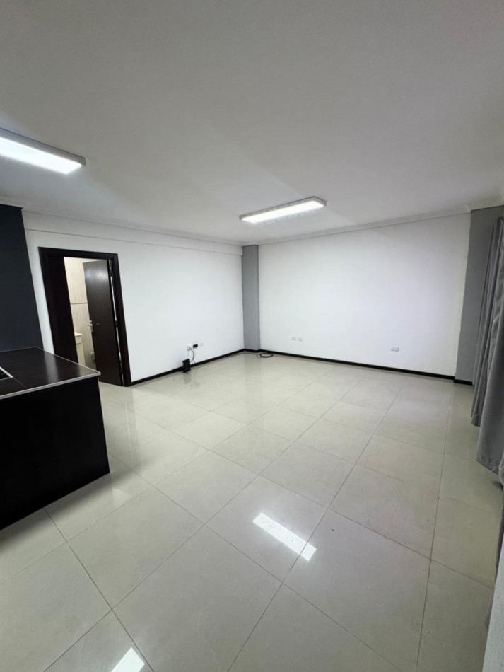 HERMOSO MONOAMBIENTE SOBRE AV. DIRECTORIO 