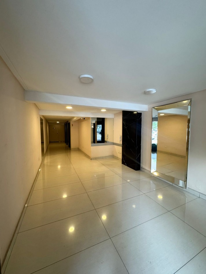 HERMOSO MONOAMBIENTE SOBRE AV. DIRECTORIO 