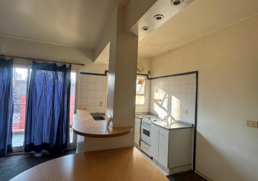 MONOAMBIENTE AMPLIO CON COCHERA Y BALCON GRANDE 