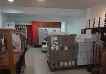 LOCAL COMERCIAL A LA CALLE PLANTA BAJA Y PRIMER PISO