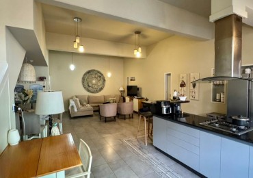 HERMOSA CASA RECICLADA A NUEVA TERRENO PROPIO