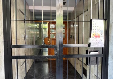 2 AMBIENTES SOBRE AV. INDEPENDENCIA