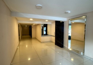 HERMOSO MONOAMBIENTE SOBRE AV. DIRECTORIO 